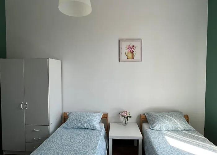 Konukevi Yasna Cenova