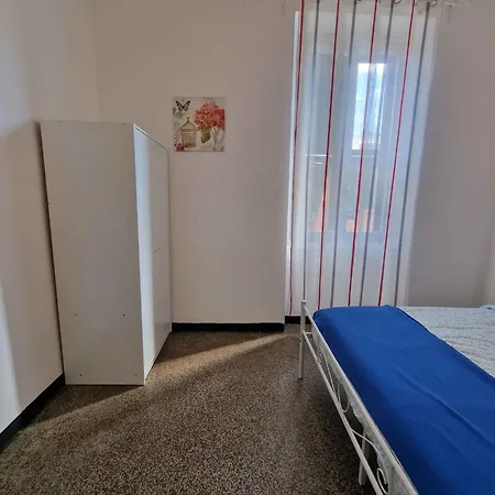 בית הארחה Yasna Private ג'נובה