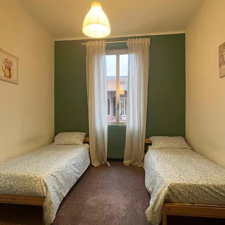 Yasna Private Guest house